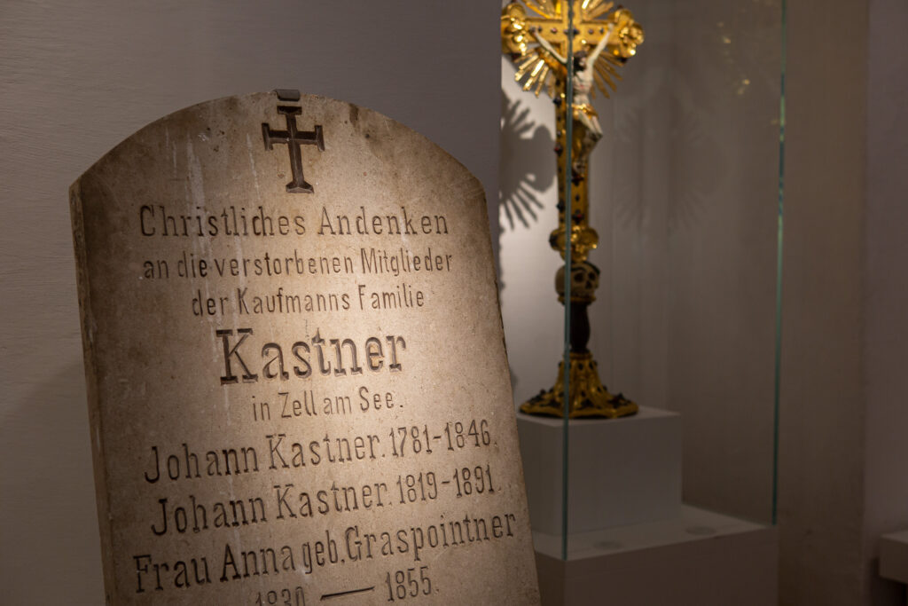 Gedenkstein für die Kaufmannsfamilie Kastner; © Peter Brandstätter